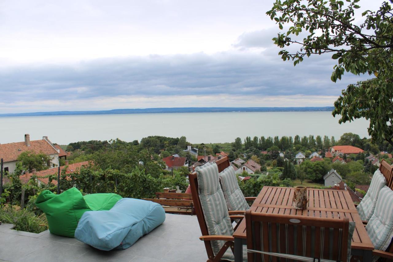 Panorama Apartmanház Badacsonytomaj Exterior foto